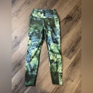Carbon38 Green Tie-Dye Leggings